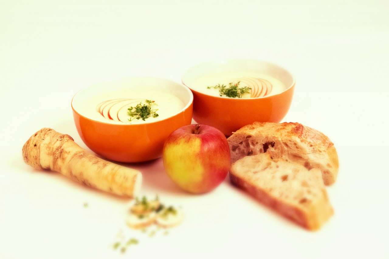 Die Vorspeise: Apfel-Meerrettich-Suppe.