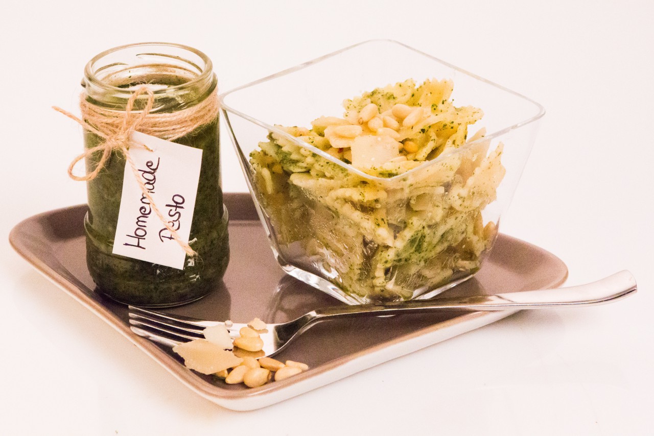Voll vegan: Pesto mit Schamel Meerrettich Rachenputzer(R).