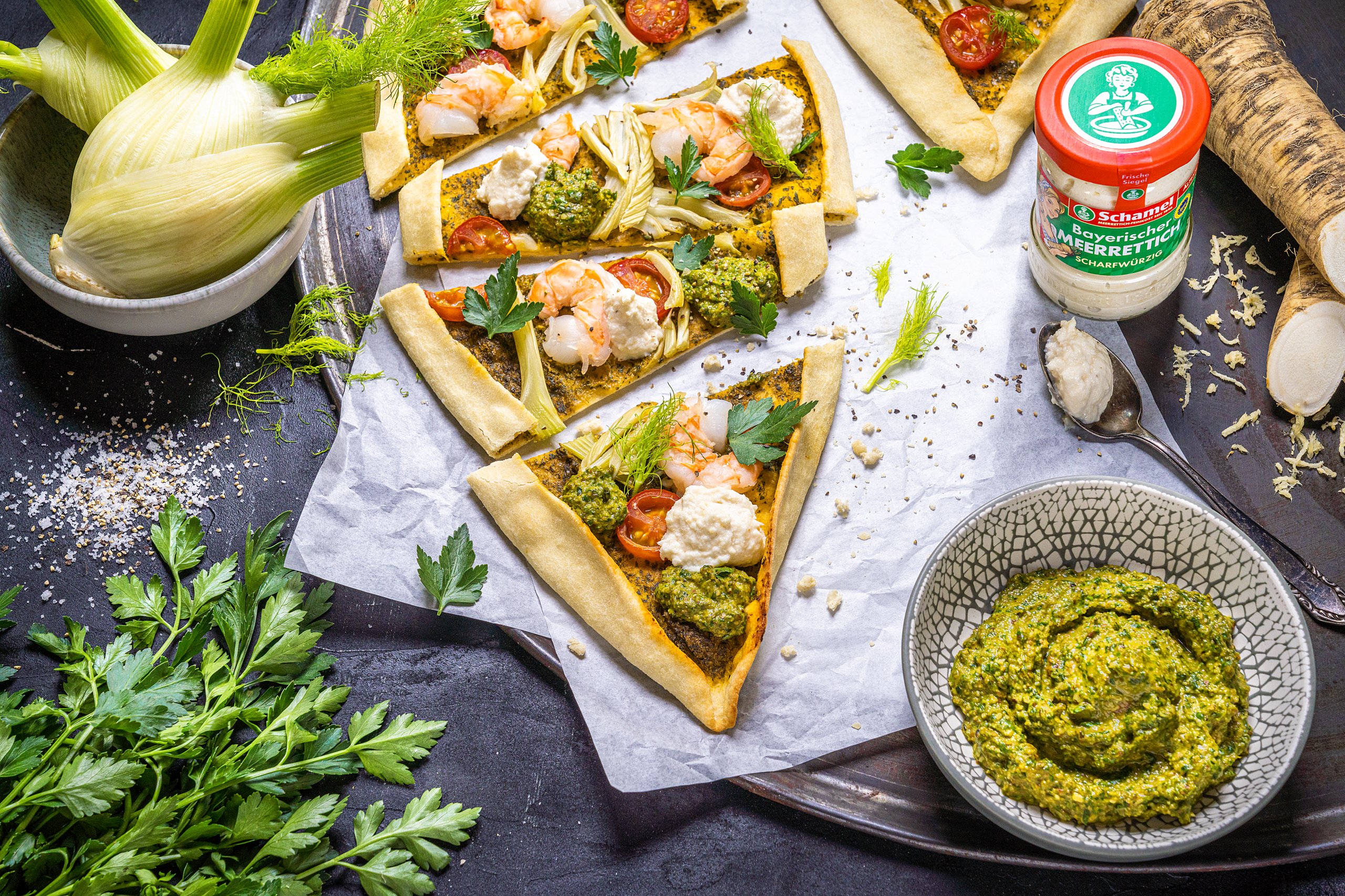 Pide mit Garnelen, Fenchel und Meerrettich