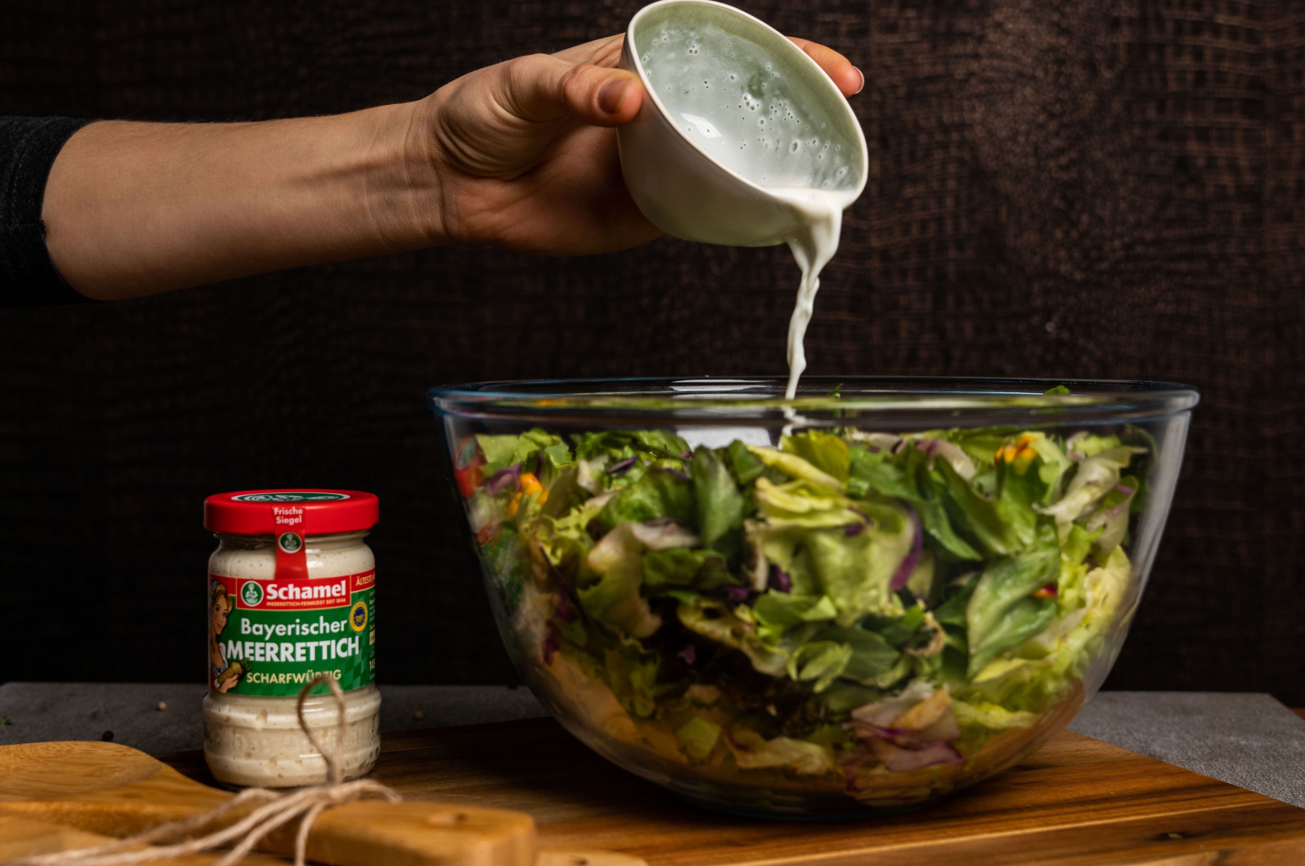 Salat mit Kartoffel-Meerrettich-Dressing